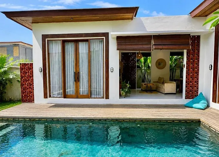 Nairi Ungasan * Uluwatu