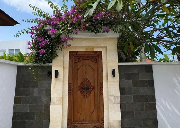 Nairi Ungasan Villa